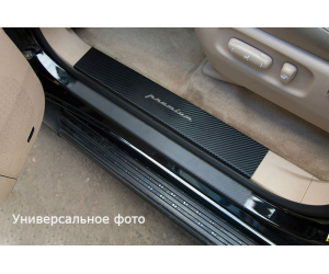  Накладка на внутренний пластик порогов (карбон) для Volkswagen Golf VII Variant 2012+ (NATA-NIKO, PV-VW38+k)