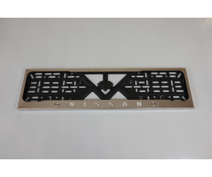 Рамка под номерной знак (хром, с белой надписью Nissan) (st-line, nissan.01w)